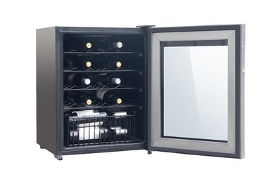 China Um silêncio de 70 litros construiu no refrigerador de vinho com as prateleiras da temperatura constante 4 fornecedor